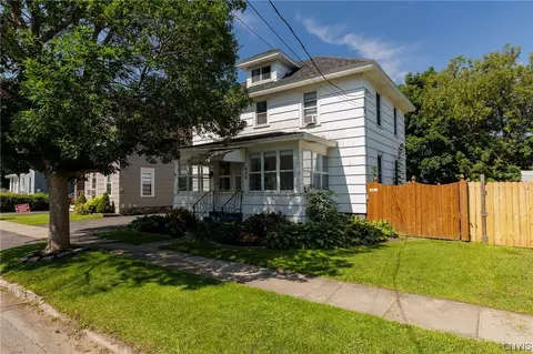 430 S Pleasant St, Watertown, NY 13601