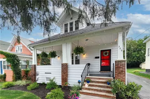 309 Montrose Ave, Geddes, NY 13219