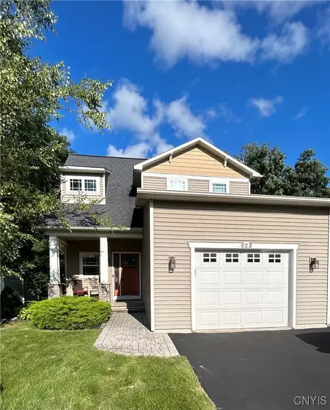 123 Festa Fairway Ln, Lysander, NY 13027
