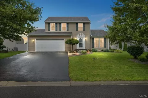 5495 Ravensthorpe Way, Clay, NY 13041