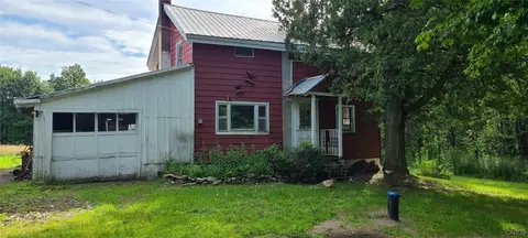 182 Church St, Ephratah, NY 13452