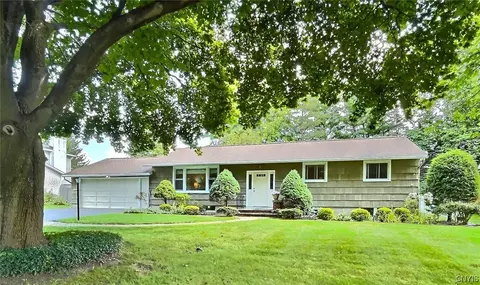 120 Richard Rd, Syracuse, NY 13215