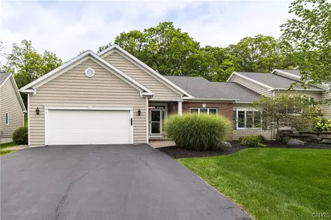 109 Edwards Falls Ln, Manlius, NY 13104