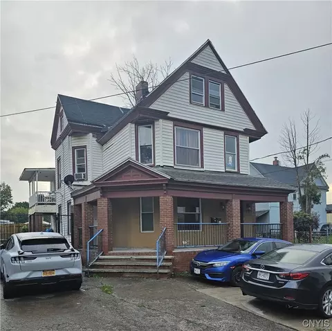 318 Square St, Utica, NY 13501