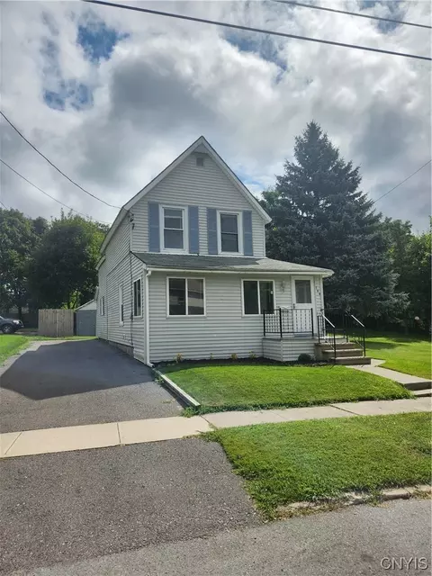 708 Lillian St, Watertown, NY 13601