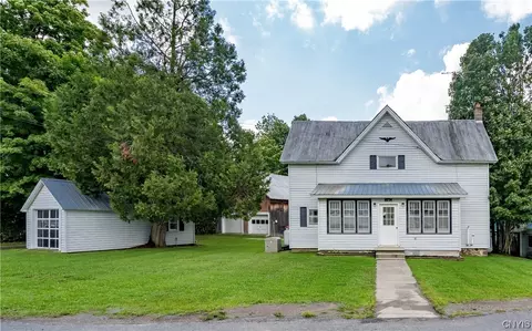 20730734 Co Route 189, Lorraine, NY 13659