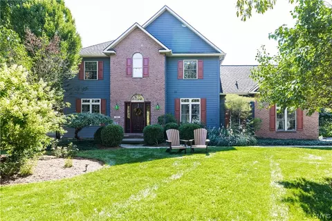 112 Clarmar Rd, Fayetteville, NY 13066