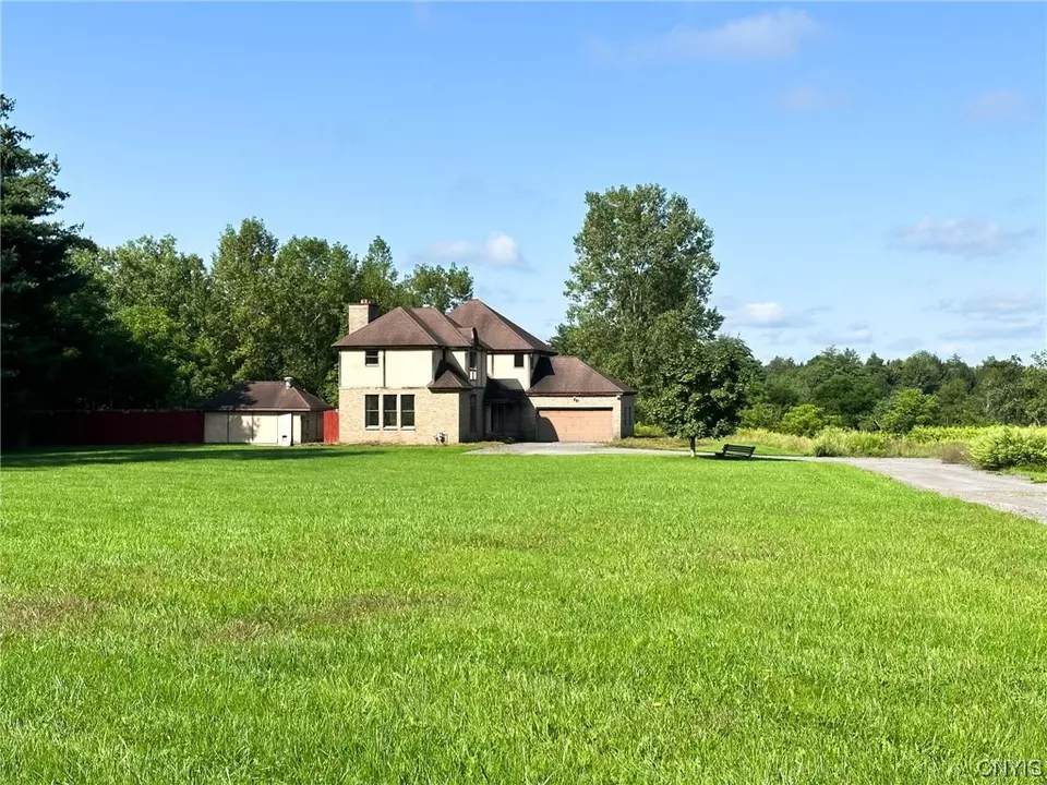 8135 Turin Rd, Rome, NY 13440 | 39 Photos - Movoto