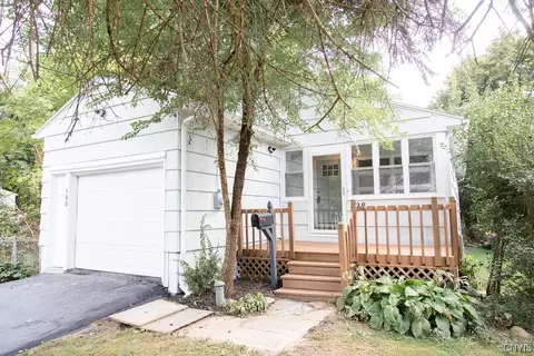 198 Maplewood Ave, Syracuse, NY 13205