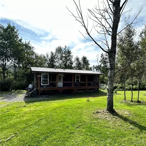 7742 W Keeney Rd, Cuyler, NY 13158