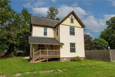 9 Grant St, German Flatts, NY 13357