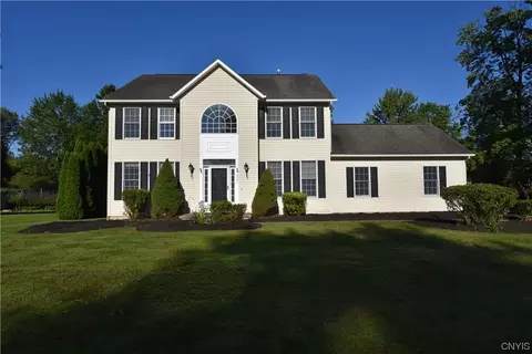 3241 Greenleafe Dr, Phoenix, NY 13135