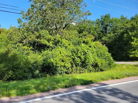 1 Co Route 179, Lyme, NY 13622