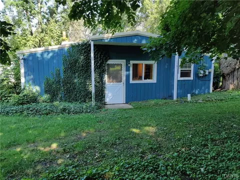 115 Fire Lane 13, Cato, NY 13080