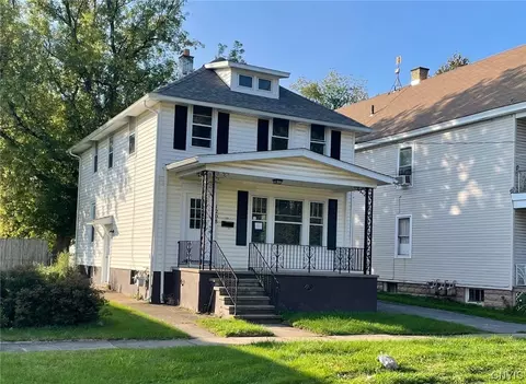 1208 Leeds St, Utica, NY 13501