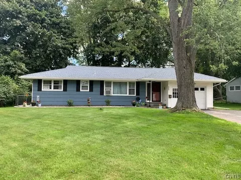 117 Clarton St, Syracuse, NY 13212
