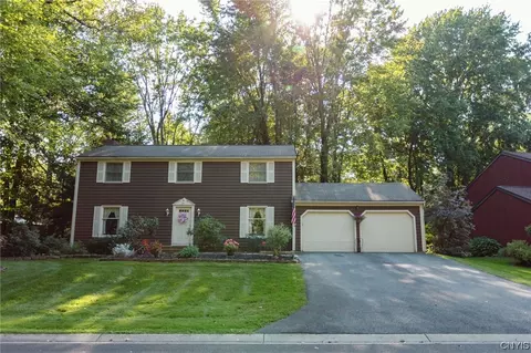 8767 Radburn Dr, Lysander, NY 13027