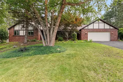 4746 Lawsher Dr, Onondaga, NY 13215