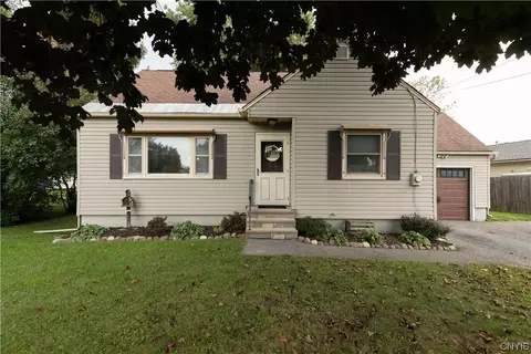 503 Malden Rd, Salina, NY 13211