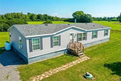 17458 County Route 75, Hounsfield, NY 13685