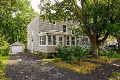 305 Craddock St, Syracuse, NY 13207