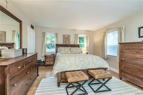 164 Brampton Rd, Syracuse, NY 13205 photo 23