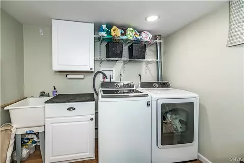 164 Brampton Rd, Syracuse, NY 13205 photo 37