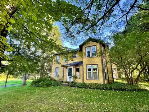 3455 Us Route 20, Nelson, NY 13035