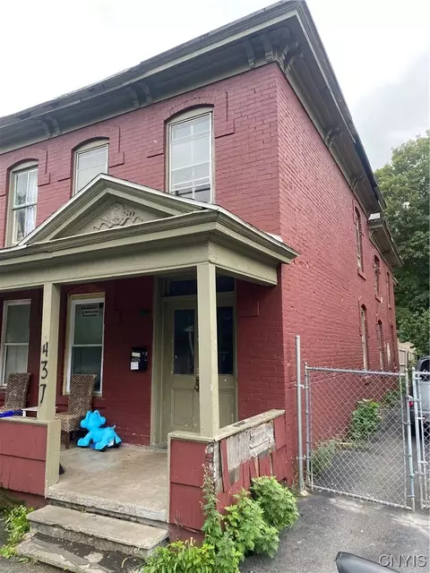 437 Shonnard St, Syracuse, NY 13204