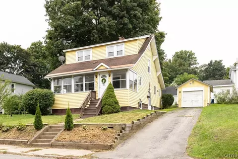 208 S 6th St, Fulton, NY 13069