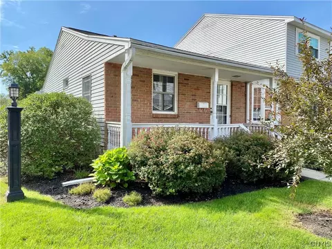 209 Highbridge St #14, Fayetteville, NY 13066