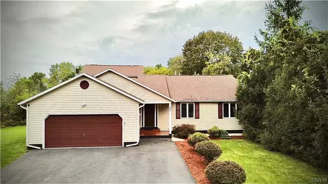 199 Church St, Geddes, NY 13209