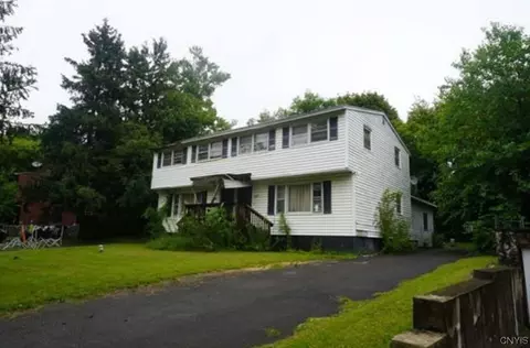 105 Kirk Park Dr, Syracuse, NY 13205
