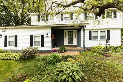 7999 Plinius, Clay, NY 13090
