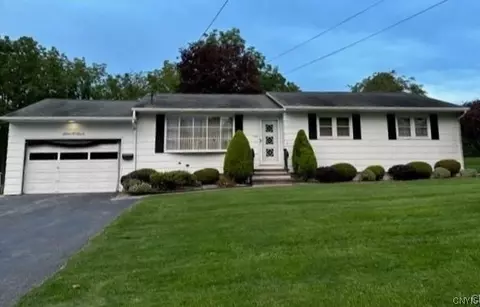 405 Delano Ave, Lenox, NY 13032