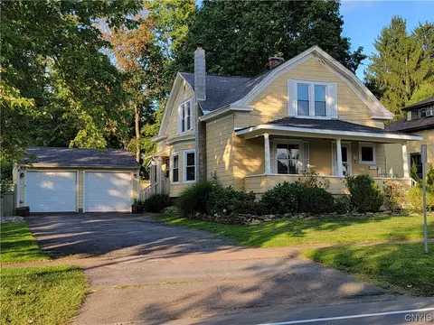 72 W Genesee St, Lysander, NY 13027