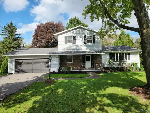 5084 Reinman Rd, Onondaga, NY 13215