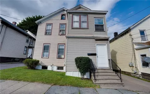 1204 Noyes St, Utica, NY 13502