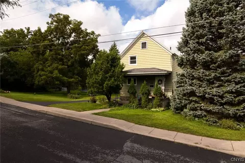 393 N Colorado Ave, Watertown, NY 13601
