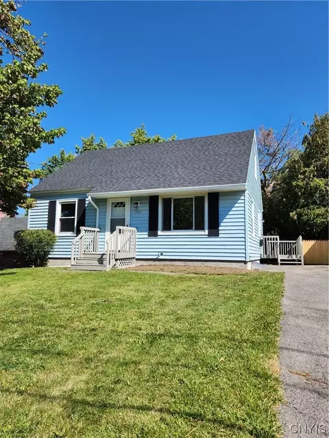 137 Croly St, Syracuse, NY 13224