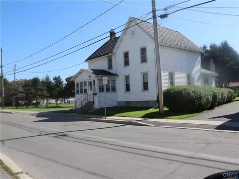 845 Emmett St, Watertown, NY 13601