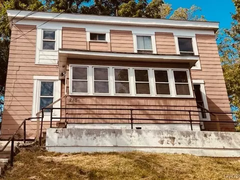 216 Lamont Ave, Geddes, NY 13209