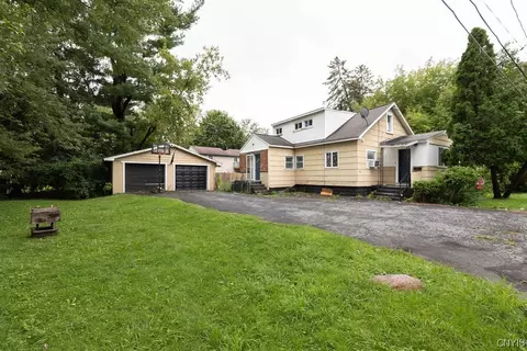 112 Exeter Ave, Salina, NY 13088