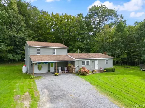 13 Sunset Cir, Sandy Creek, NY 13145