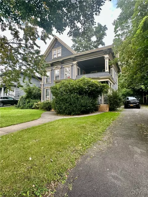 612 Lodi St, Syracuse, NY 13203