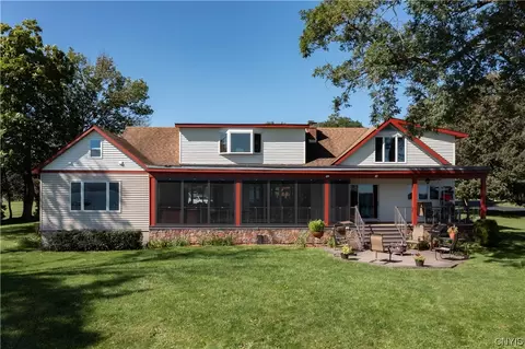 1952 W Lake Rd, Skaneateles, NY 13152