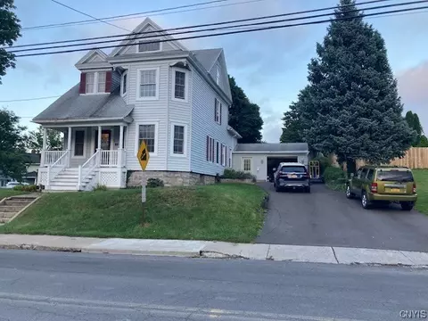 701 Cogswell Ave, Geddes, NY 13209