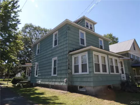 27 Pine St, Cortland, NY 13045