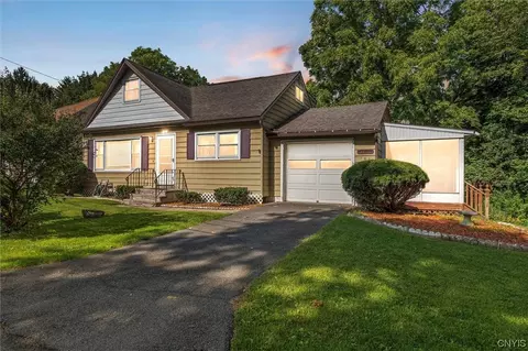 107 Diane Ter, Syracuse, NY 13219