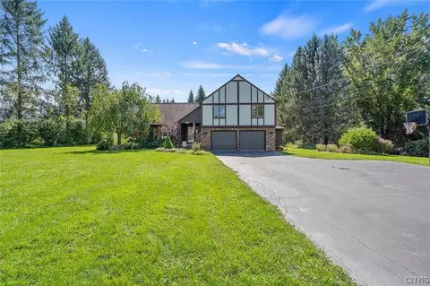 3622 Doyle Rd, Lysander, NY 13027